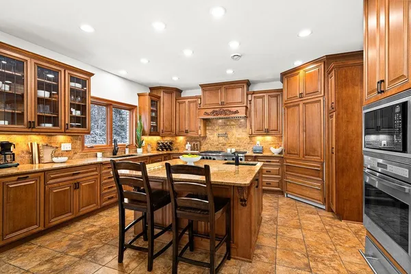 $1,599,900 | 1944 Chinook Drive, Duluth, MN 55811