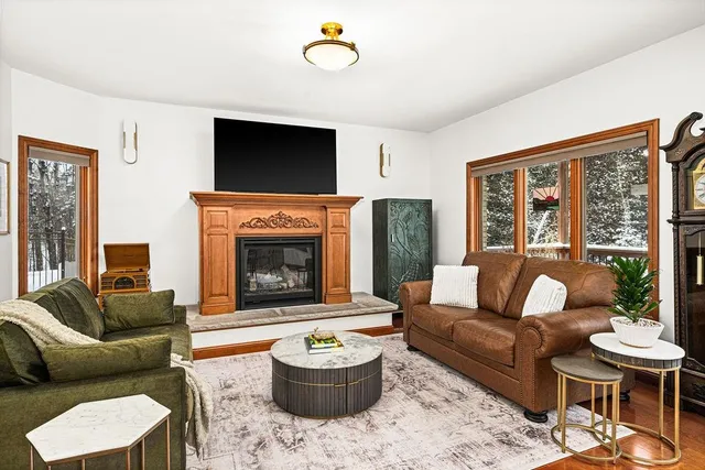 $1,599,900 | 1944 Chinook Drive, Duluth, MN 55811