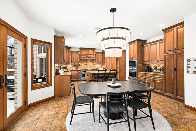 $1,599,900 | 1944 Chinook Drive, Duluth, MN 55811