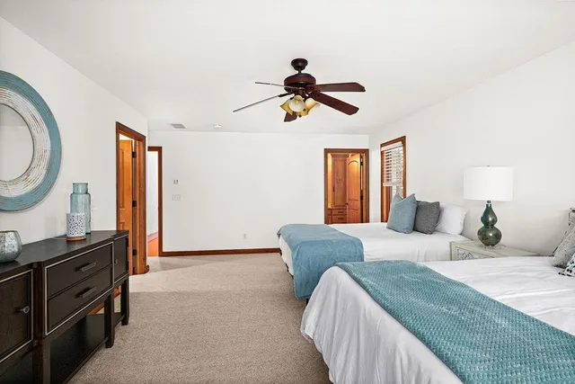 $1,599,900 | 1944 Chinook Drive, Duluth, MN 55811