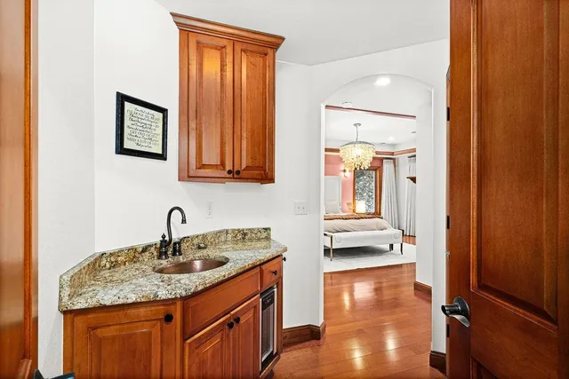 $1,599,900 | 1944 Chinook Drive, Duluth, MN 55811