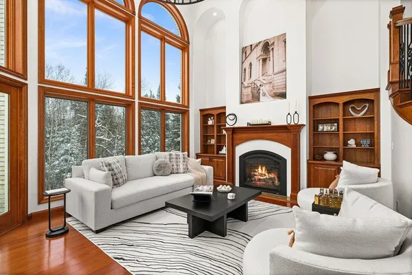 $1,599,900 | 1944 Chinook Drive, Duluth, MN 55811