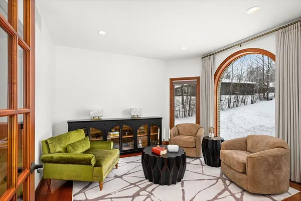 $1,599,900 | 1944 Chinook Drive, Duluth, MN 55811