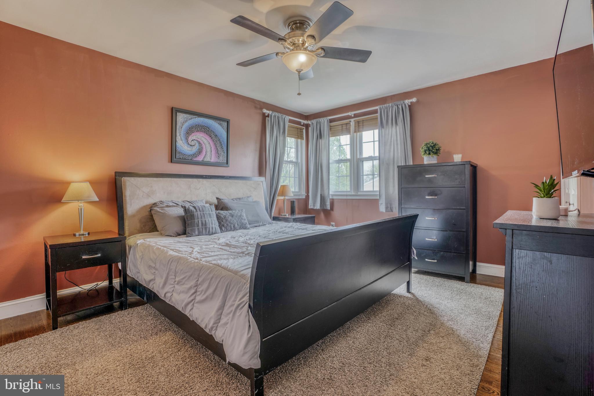 2 Ridgefield Road Lutherville-Timonium, MD 21093 - Photo 15 of 38 Primary bedroom