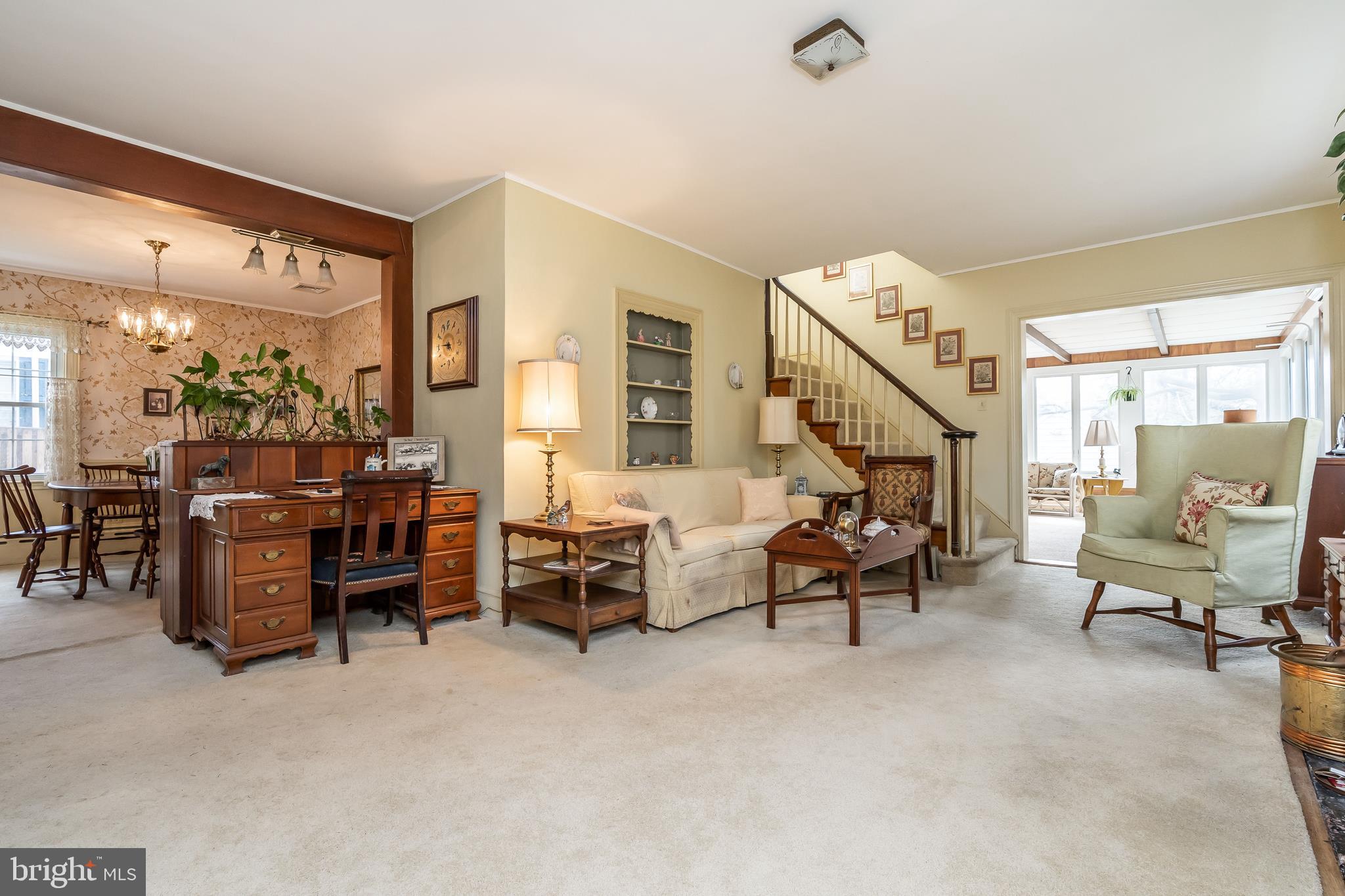 5716 Oakshire Road Baltimore, MD 21209 - Photo 6 of 44 Gallery Image 6