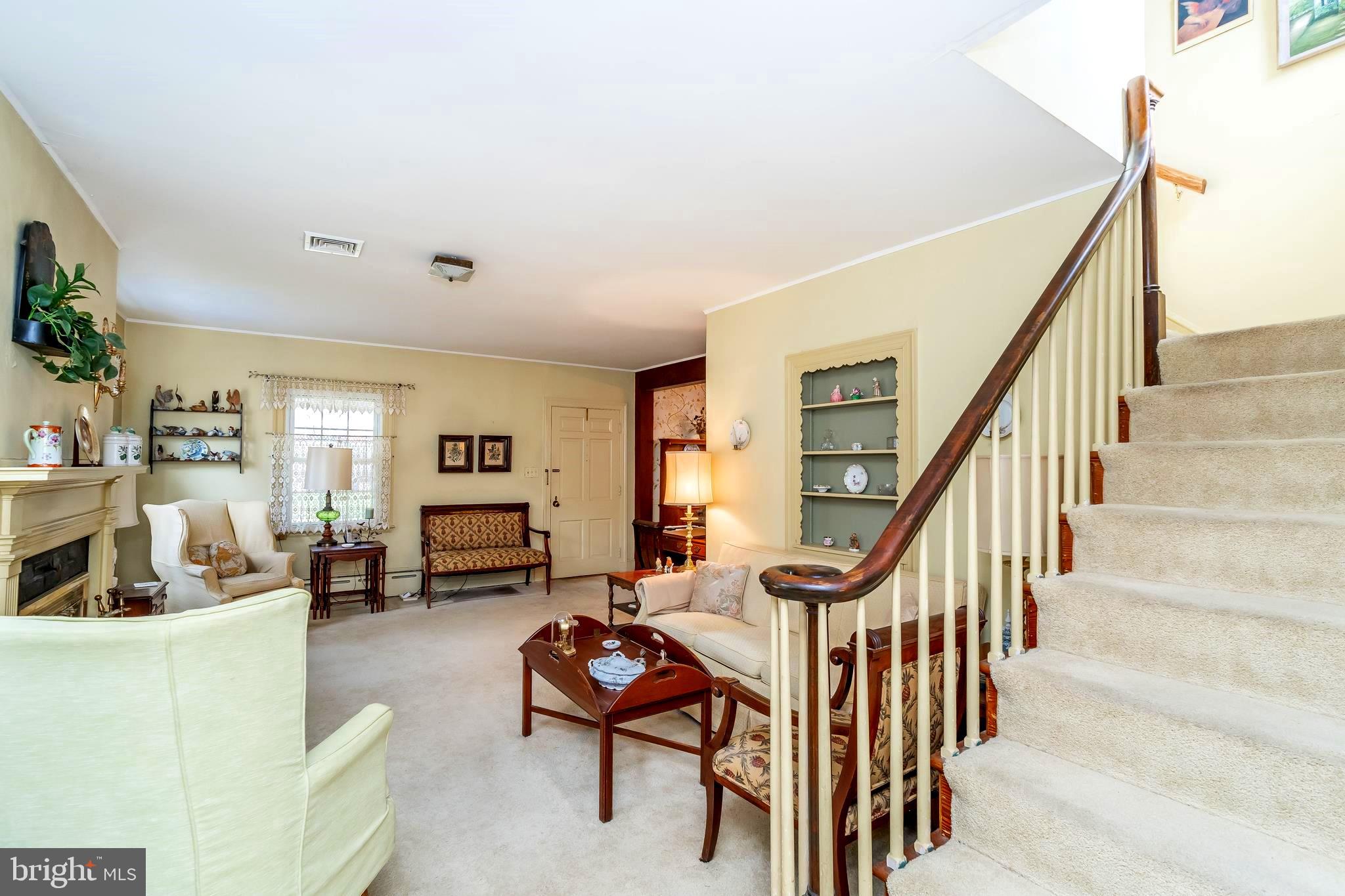 5716 Oakshire Road Baltimore, MD 21209 - Photo 8 of 44 Gallery Image 8