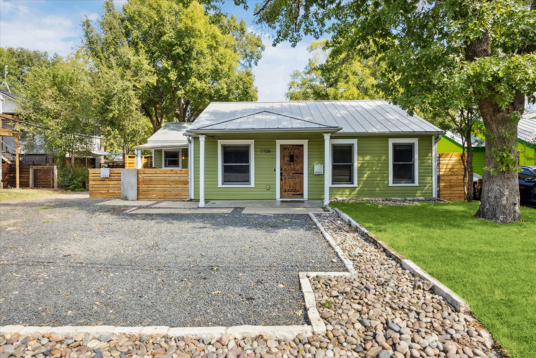 1106 Fairmount Avenue Austin, TX 78704 - Photo 4 of 27 Beautifully updated Travis Heights Bungalow