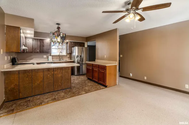 $199,900 | 18662 Liberty School Road, Thompsonville, IL 62890