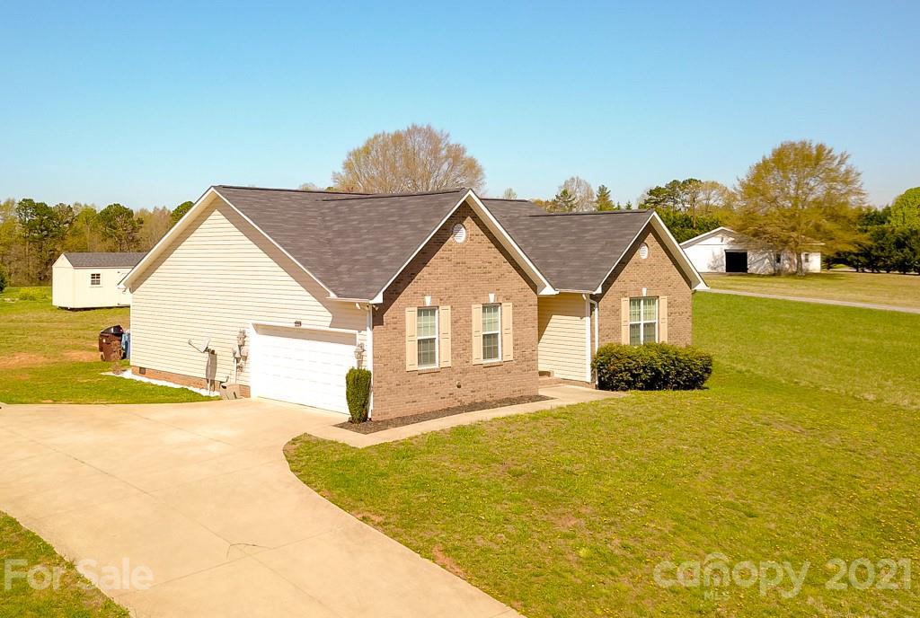 4829 County Home Road Conover, NC 28613 - Photo 3 of 25 Gallery Image 3