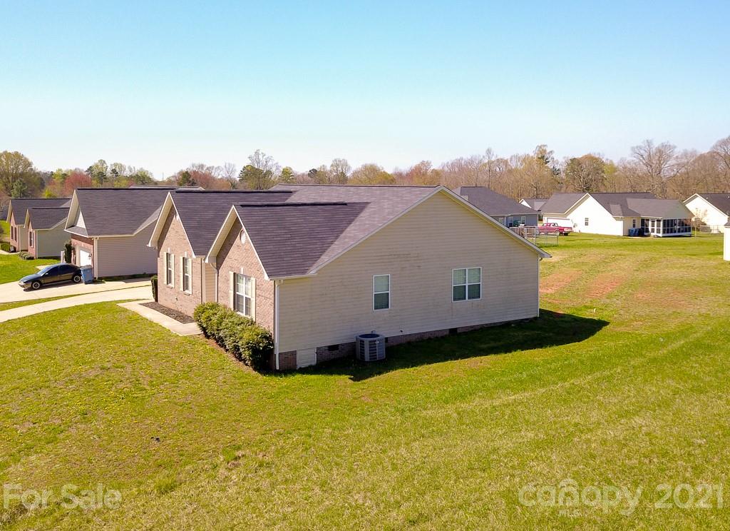 4829 County Home Road Conover, NC 28613 - Photo 4 of 25 Gallery Image 4