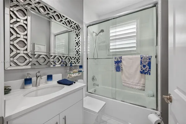 $2,800 | 13468 Southwest Indigo Inlet Lane, Port St. Lucie, FL 34987