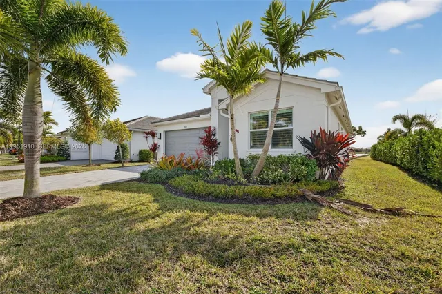 $2,850 | 13468 Southwest Indigo Inlet Lane, Port St. Lucie, FL 34987