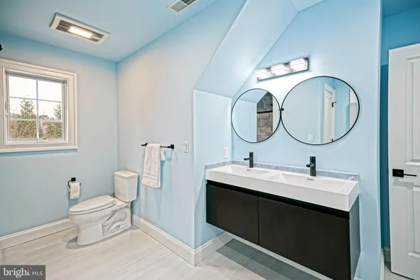 $1,299,000 | 5 Excalibur Court, Rehoboth Beach, DE 19971