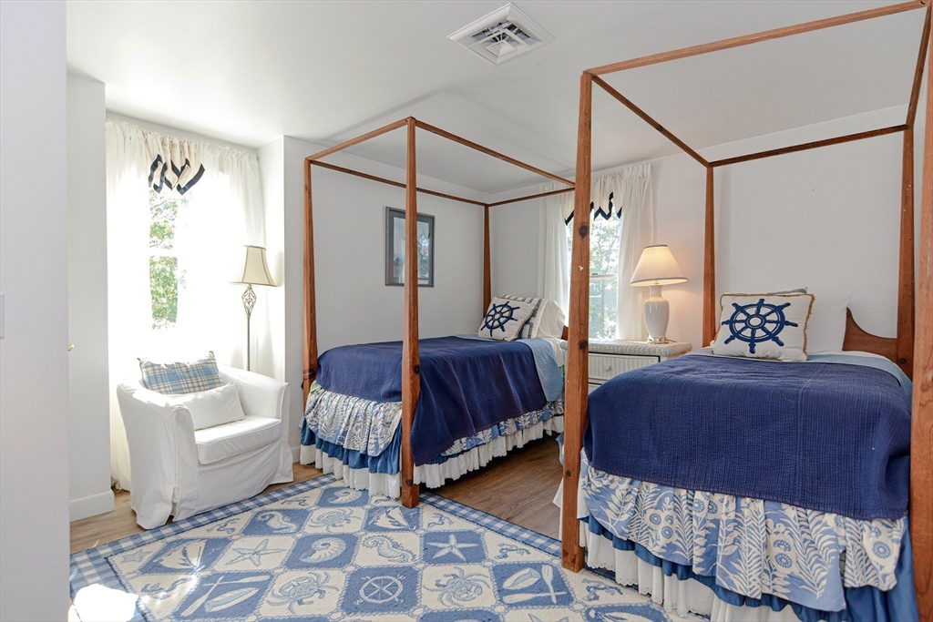 88 Perry Road North Falmouth, MA 02556 - Photo 27 of 40
