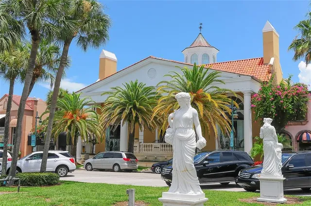 $2,350,000 | 444 South Polk Drive, Sarasota, FL 34236