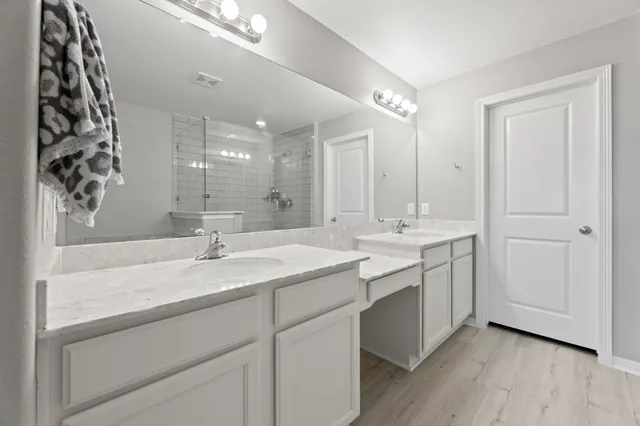 $375,000 | 709 North Bayshore Drive, La Porte, TX 77571