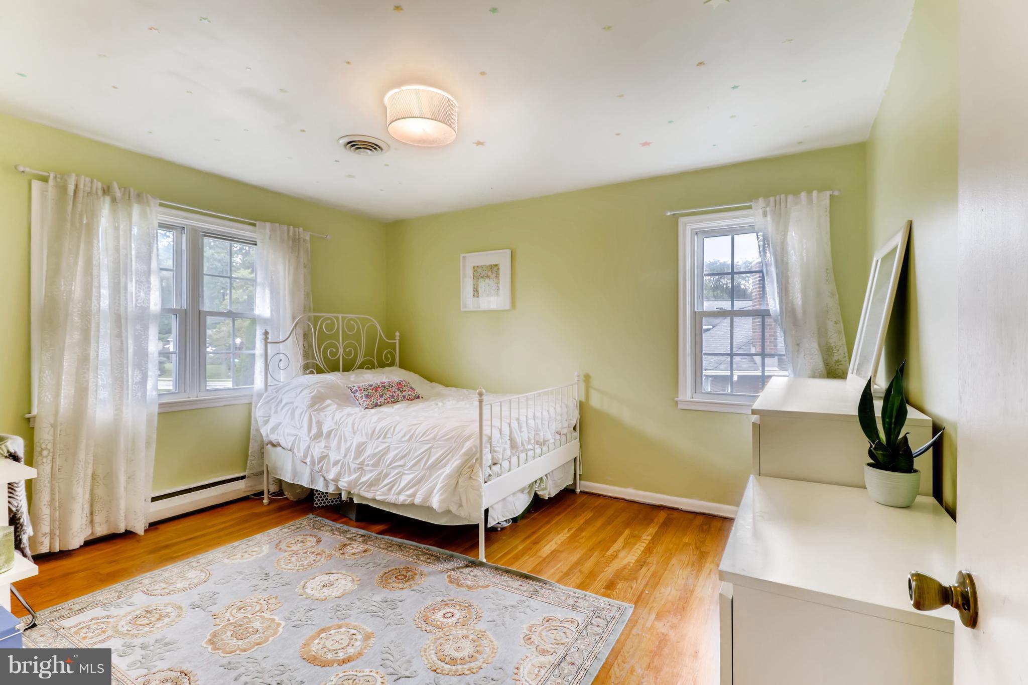 909 Sibley Road Baltimore, MD 21286 - Photo 14 of 23 Bedroom
