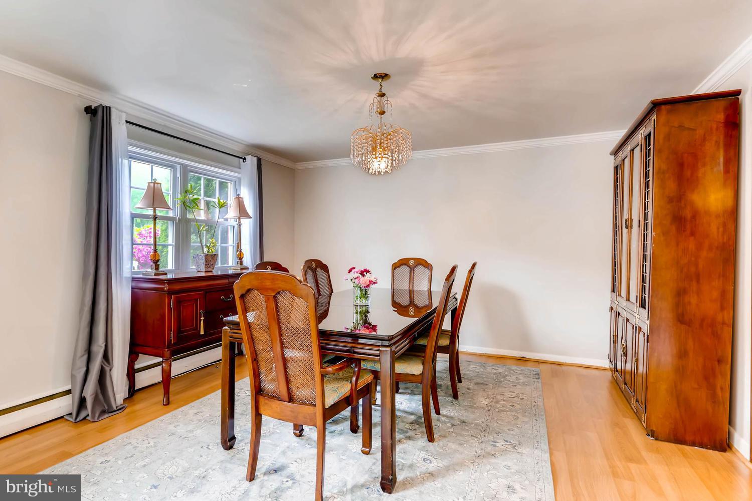 909 Sibley Road Baltimore, MD 21286 - Photo 9 of 23 Dining Room