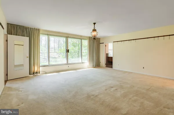 $1,250,000 | 1211 East Butler Pike, Ambler, PA 19002