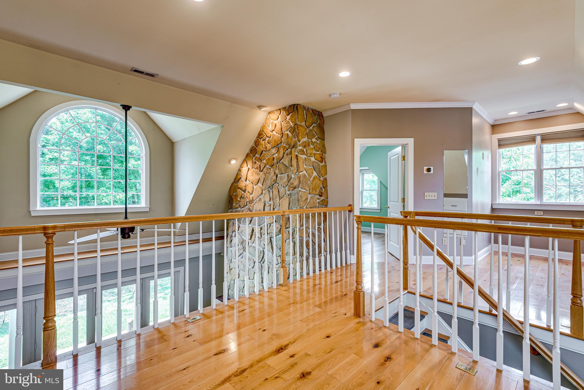1441 Bay Head Road Annapolis, MD 21409 - Photo 42 of 54 Open and sunlit