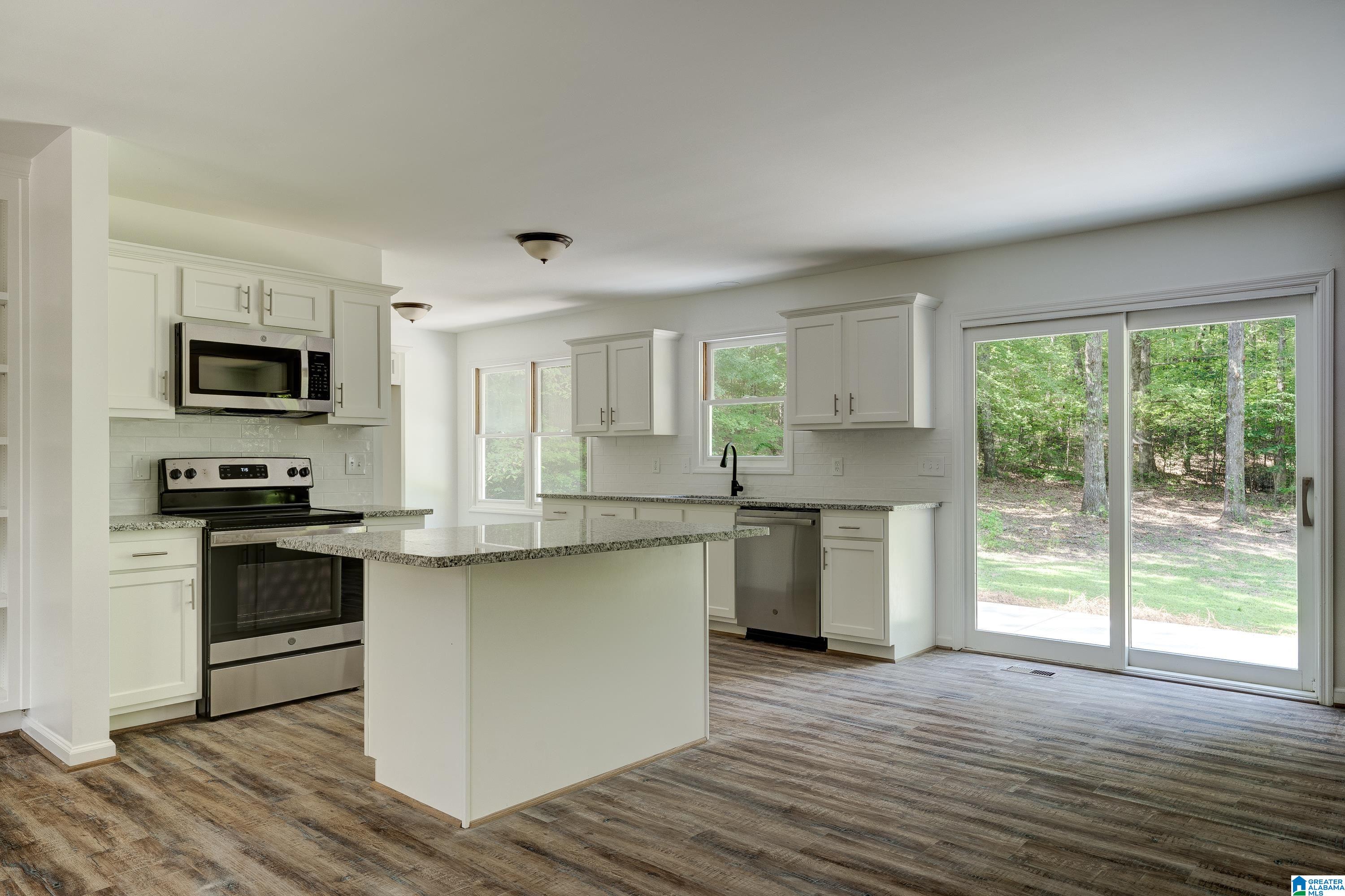 6530 Mountain Heights Road Pinson, AL 35126 - Photo 15 of 31