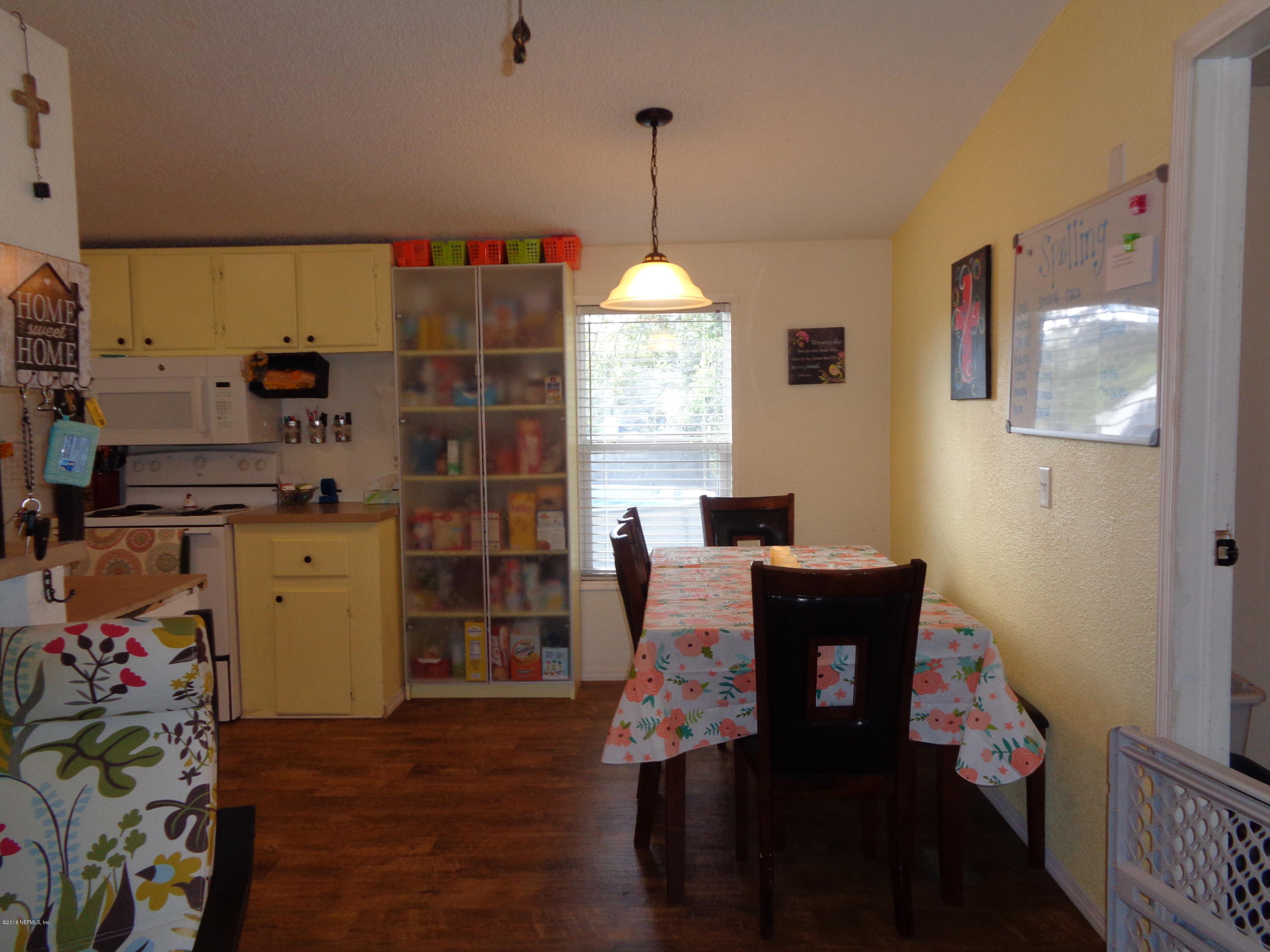 237 5th Way Interlachen, FL 32148 - Photo 7 of 23 dining room