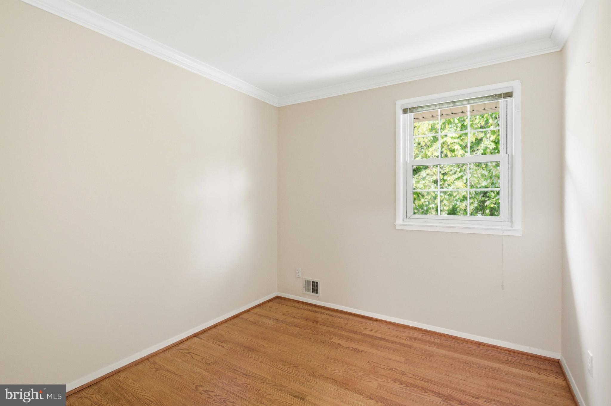 5300 Queensberry Avenue Springfield, VA 22151 - Photo 17 of 63