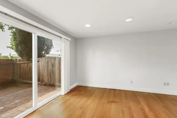 $279,900 | 7738 La Mancha Way, Sacramento, CA 95823