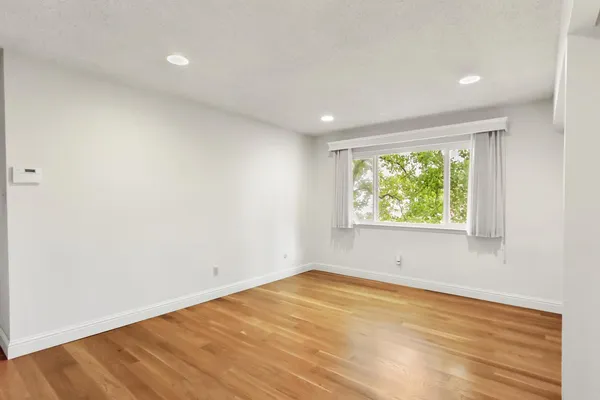 $279,900 | 7738 La Mancha Way, Sacramento, CA 95823