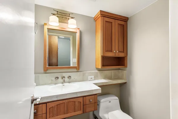 $279,900 | 7738 La Mancha Way, Sacramento, CA 95823