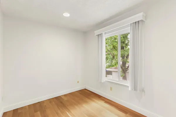 $279,900 | 7738 La Mancha Way, Sacramento, CA 95823