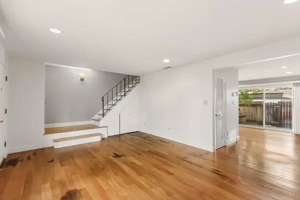 $279,900 | 7738 La Mancha Way, Sacramento, CA 95823