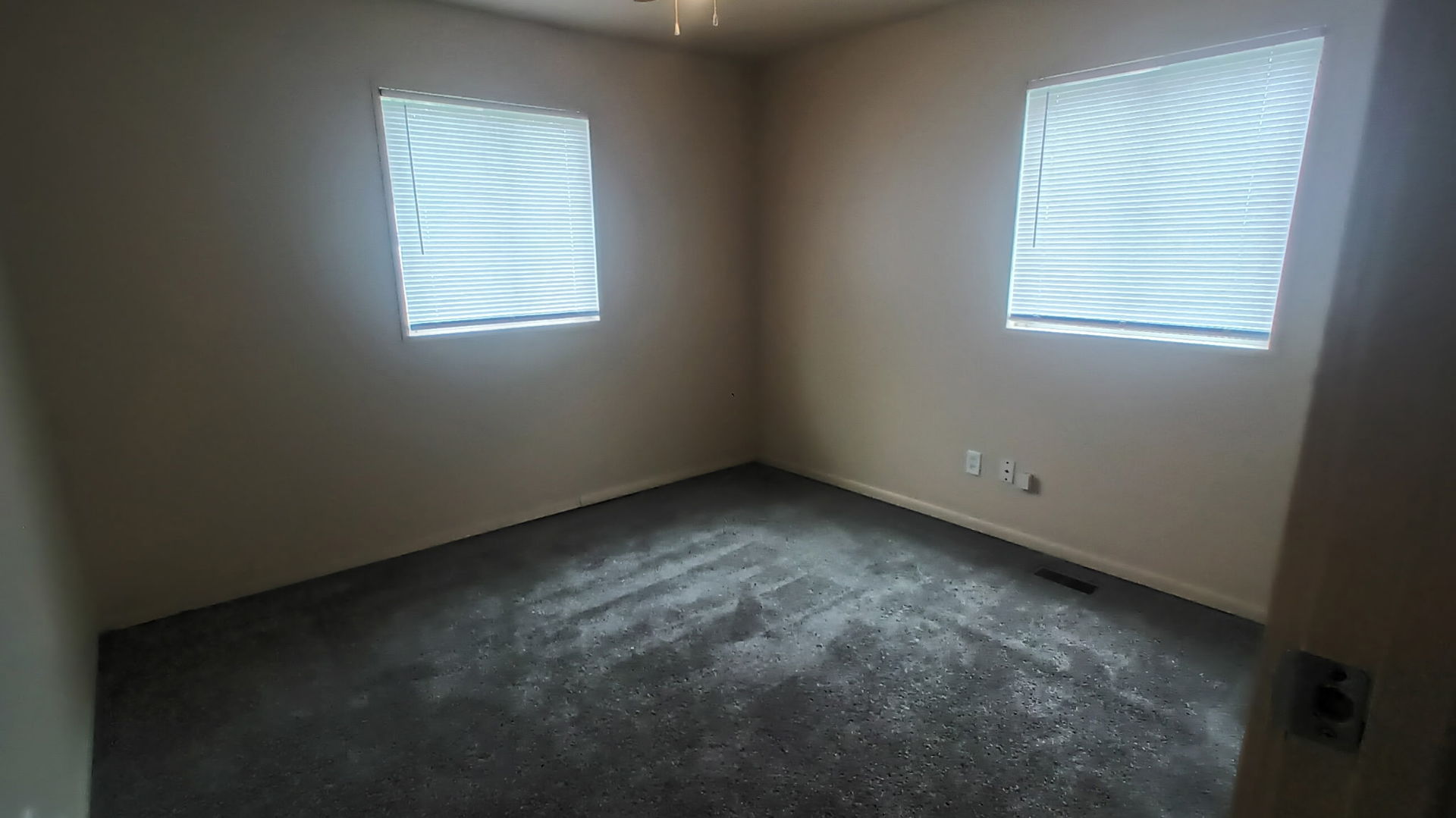 2856 East Cardinal Drive Decatur, IL 62526 - Photo 8 of 10