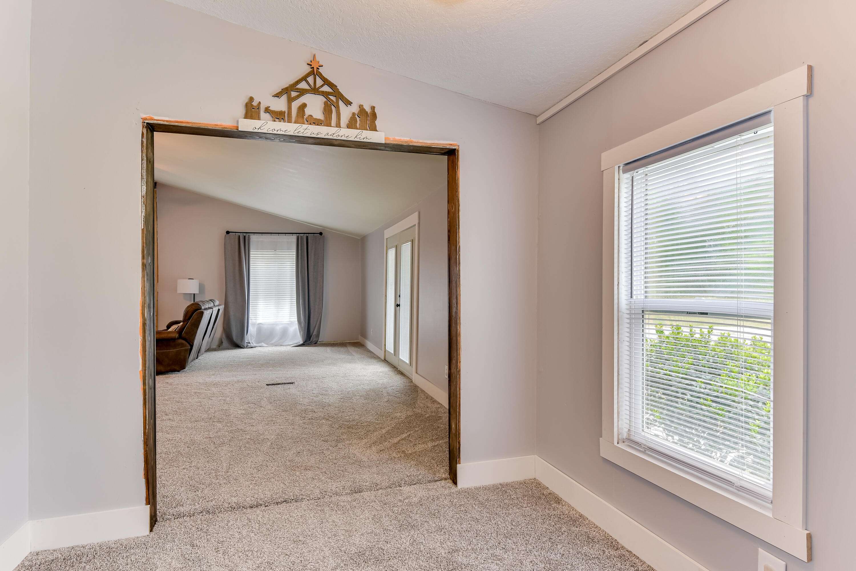 2482 Windsor Road Springfield, SC 29146 - Photo 15 of 36