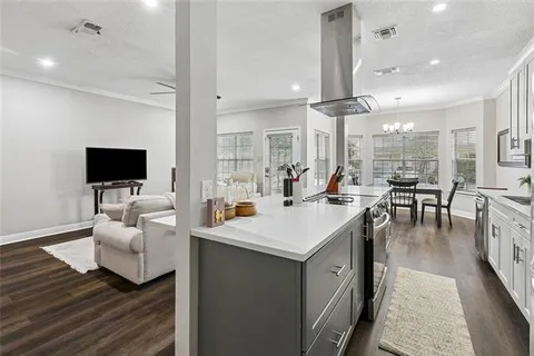 $249,000 | 1608 Audubon Trace, Unit 1608, Jefferson, LA 70121