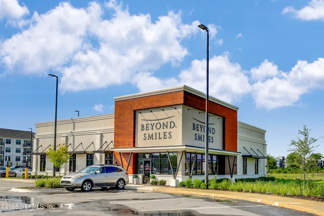 $900,000 | 10470 Anthem Way, Jacksonville, FL 32256