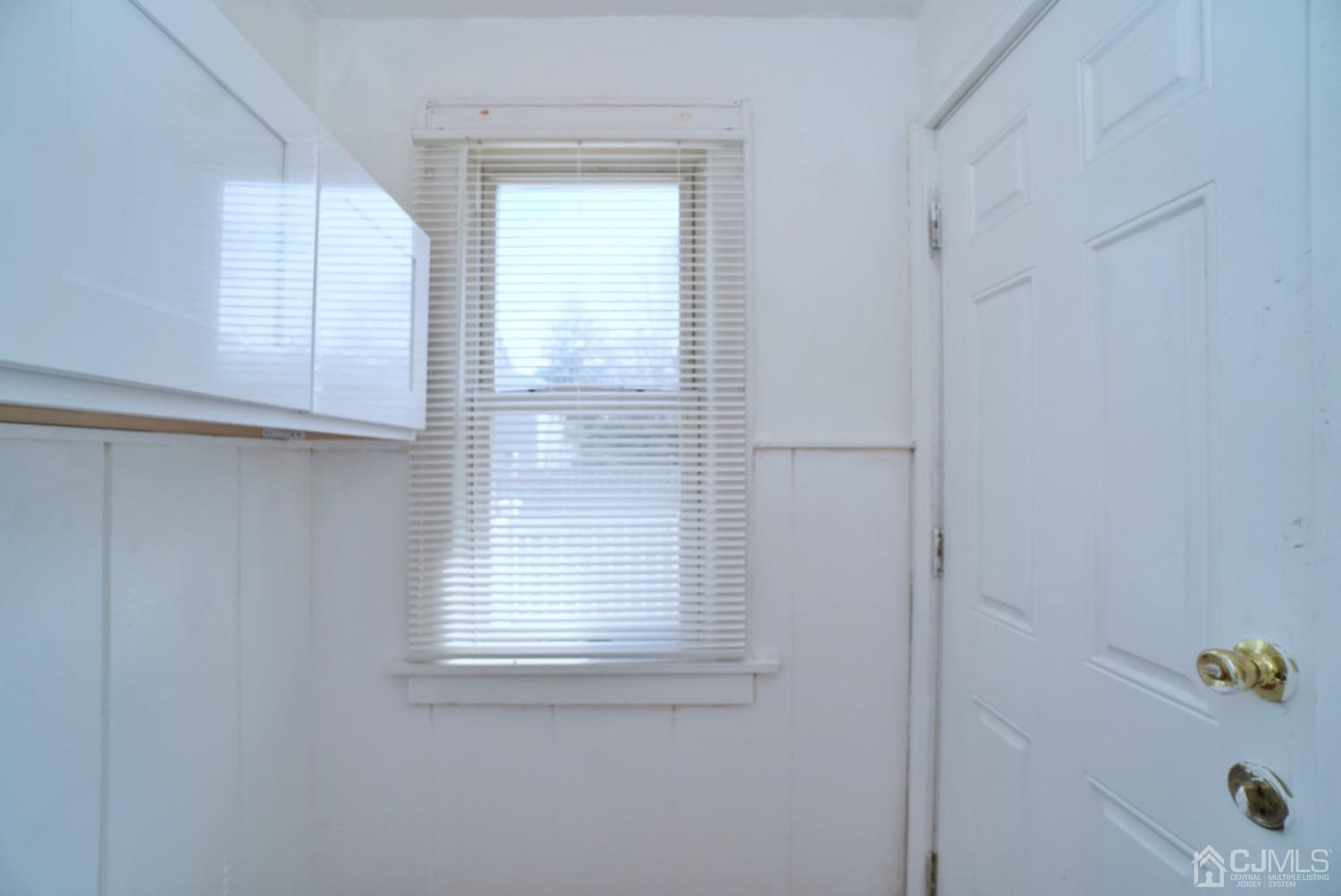 1144 Raritan Avenue Highland Park, NJ 08904 - Photo 15 of 33