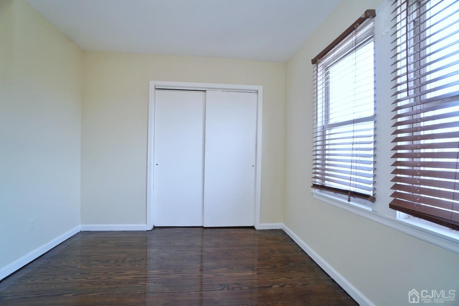 1144 Raritan Avenue Highland Park, NJ 08904 - Photo 25 of 33