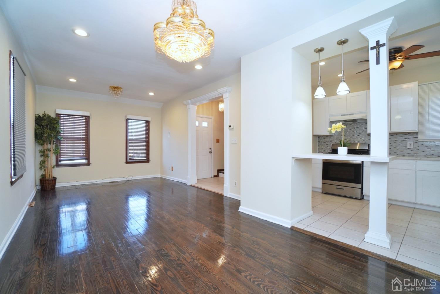 1144 Raritan Avenue Highland Park, NJ 08904 - Photo 3 of 33