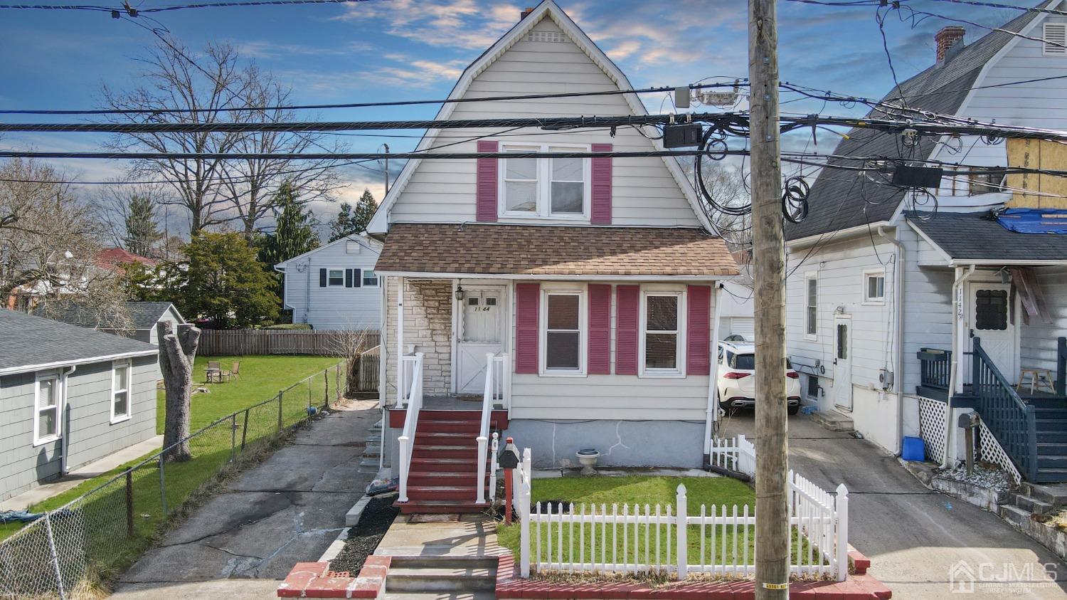 1144 Raritan Avenue Highland Park, NJ 08904 - Photo 8 of 33