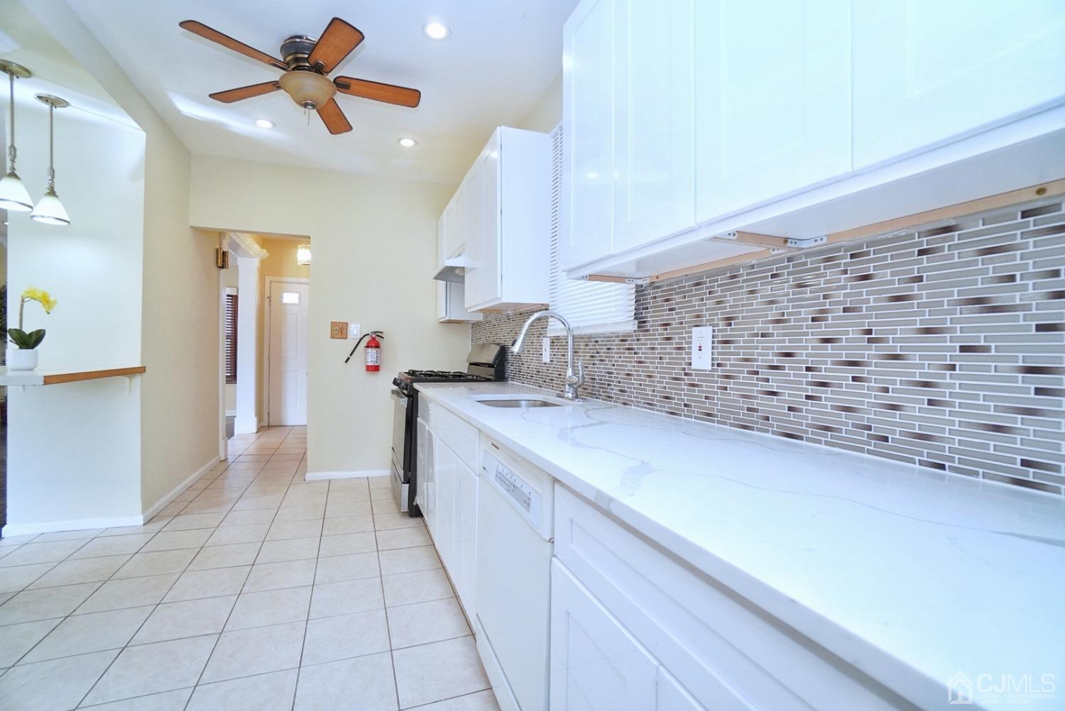 1144 Raritan Avenue Highland Park, NJ 08904 - Photo 10 of 33