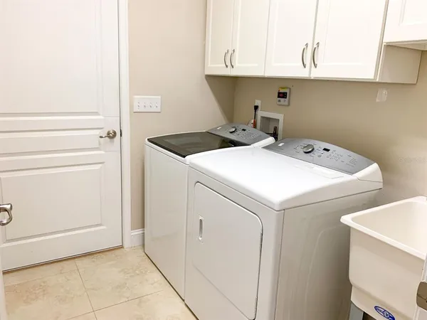 $2,200 | 16610 Northwest 194th Street, High Springs, FL 32643