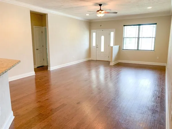 $2,200 | 16610 Northwest 194th Street, High Springs, FL 32643