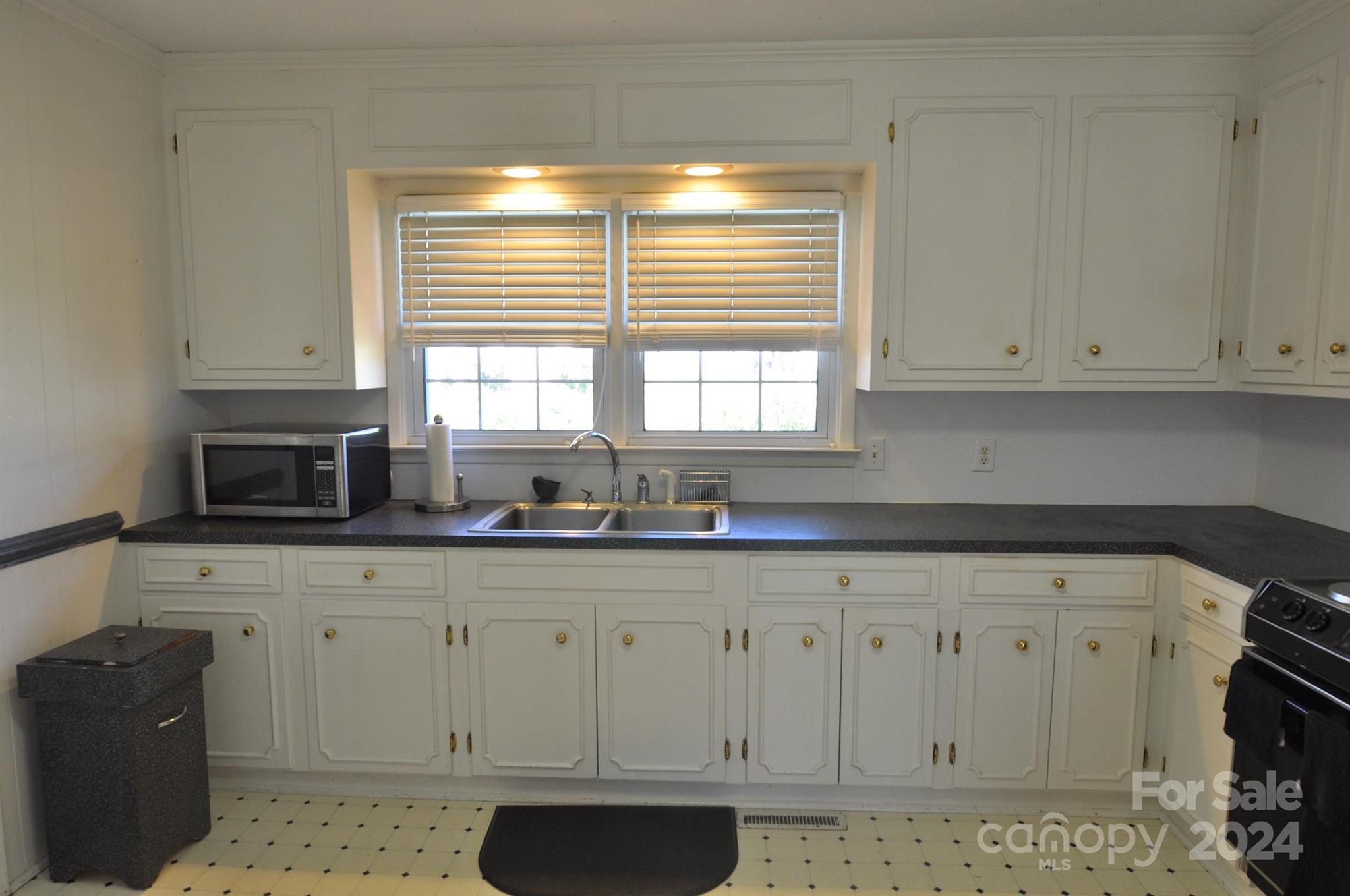 107 Colonial Drive, Unit 38 Chester, SC 29706 - Photo 2 of 31 Gallery Image 2