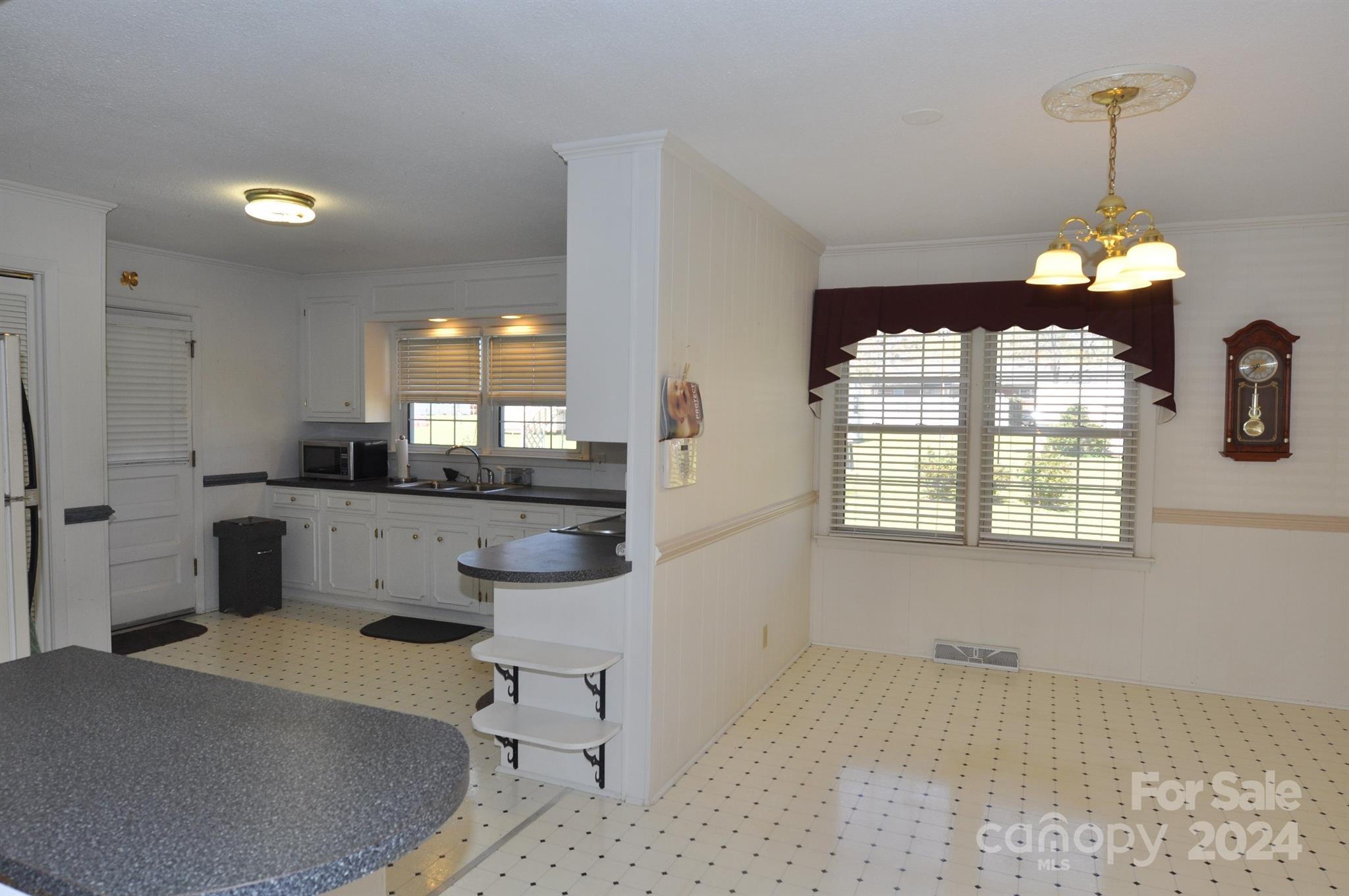 107 Colonial Drive, Unit 38 Chester, SC 29706 - Photo 4 of 31 Gallery Image 4