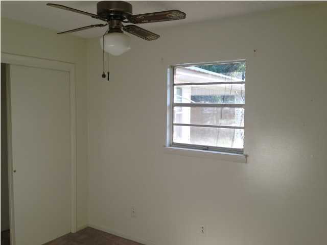 6034 Garden City Road Crestview, FL 32539 - Photo 3 of 11 Gallery Image 3