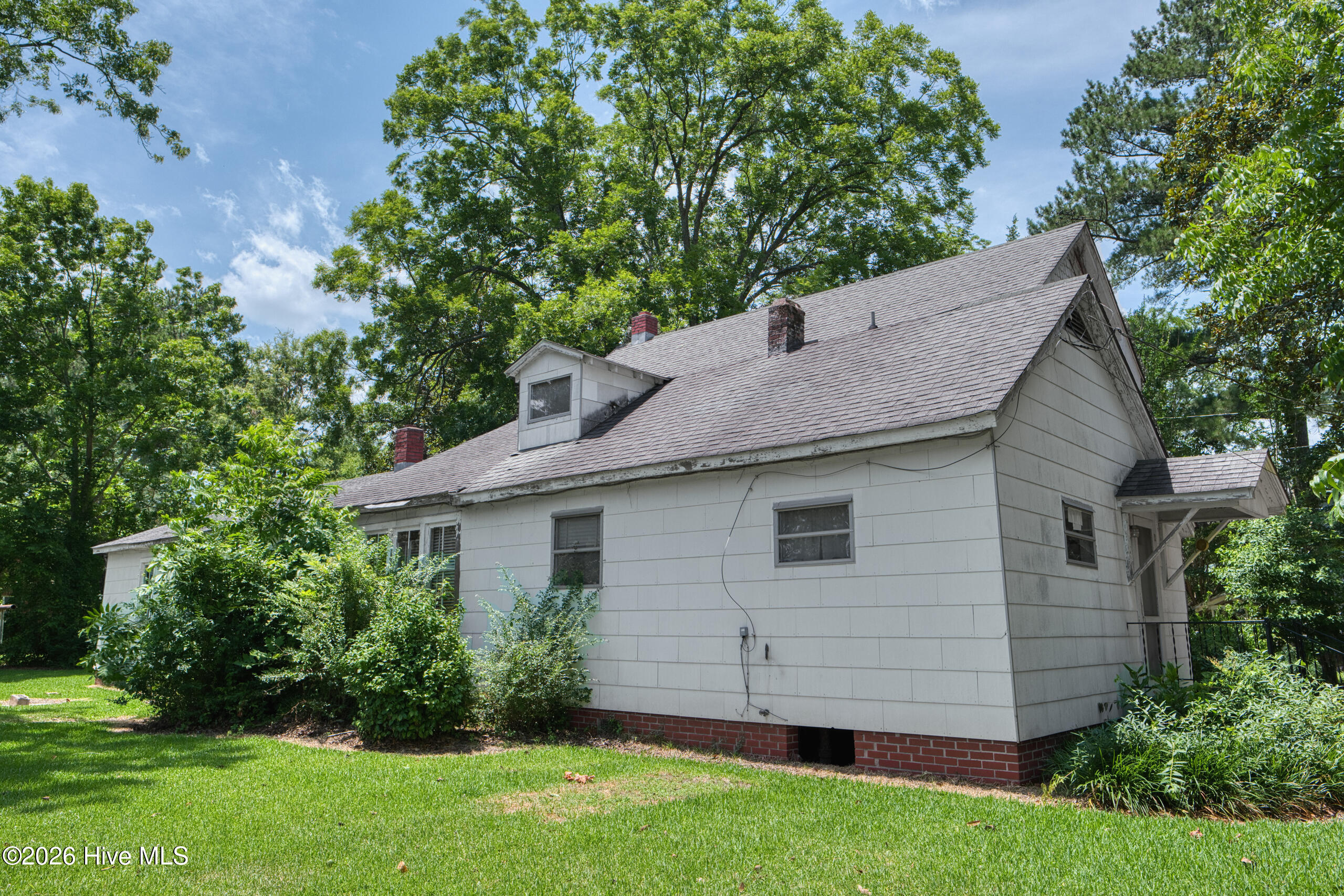 303 Boush Street Roper, NC 27970 - Photo 6 of 25