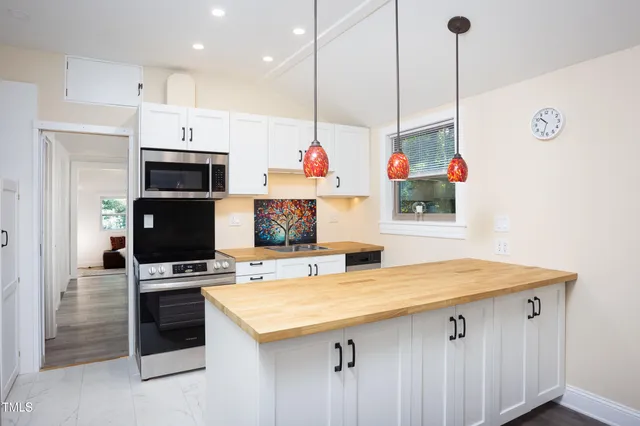 $395,000 | 126 Barclay Road, Chapel Hill, NC 27516