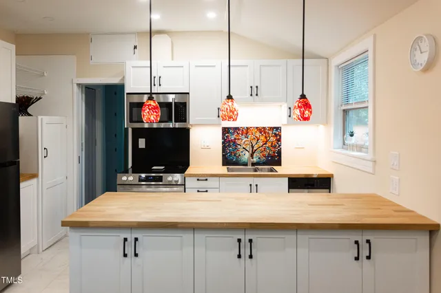 $395,000 | 126 Barclay Road, Chapel Hill, NC 27516