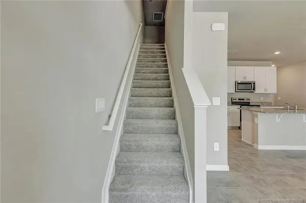 a view of entryway and hall